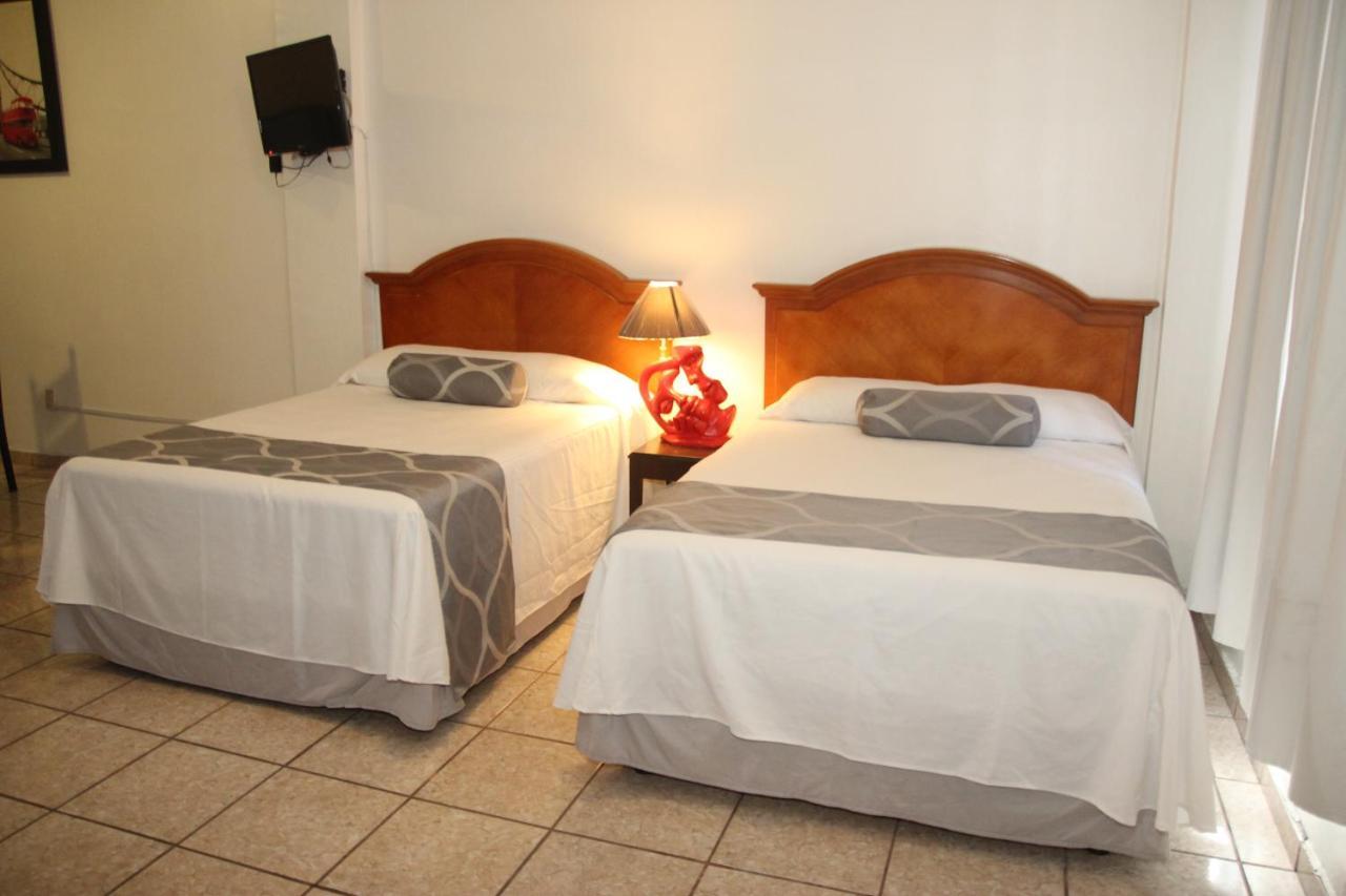 Hotel Posada Doña Rubino Mazatlán Exterior foto